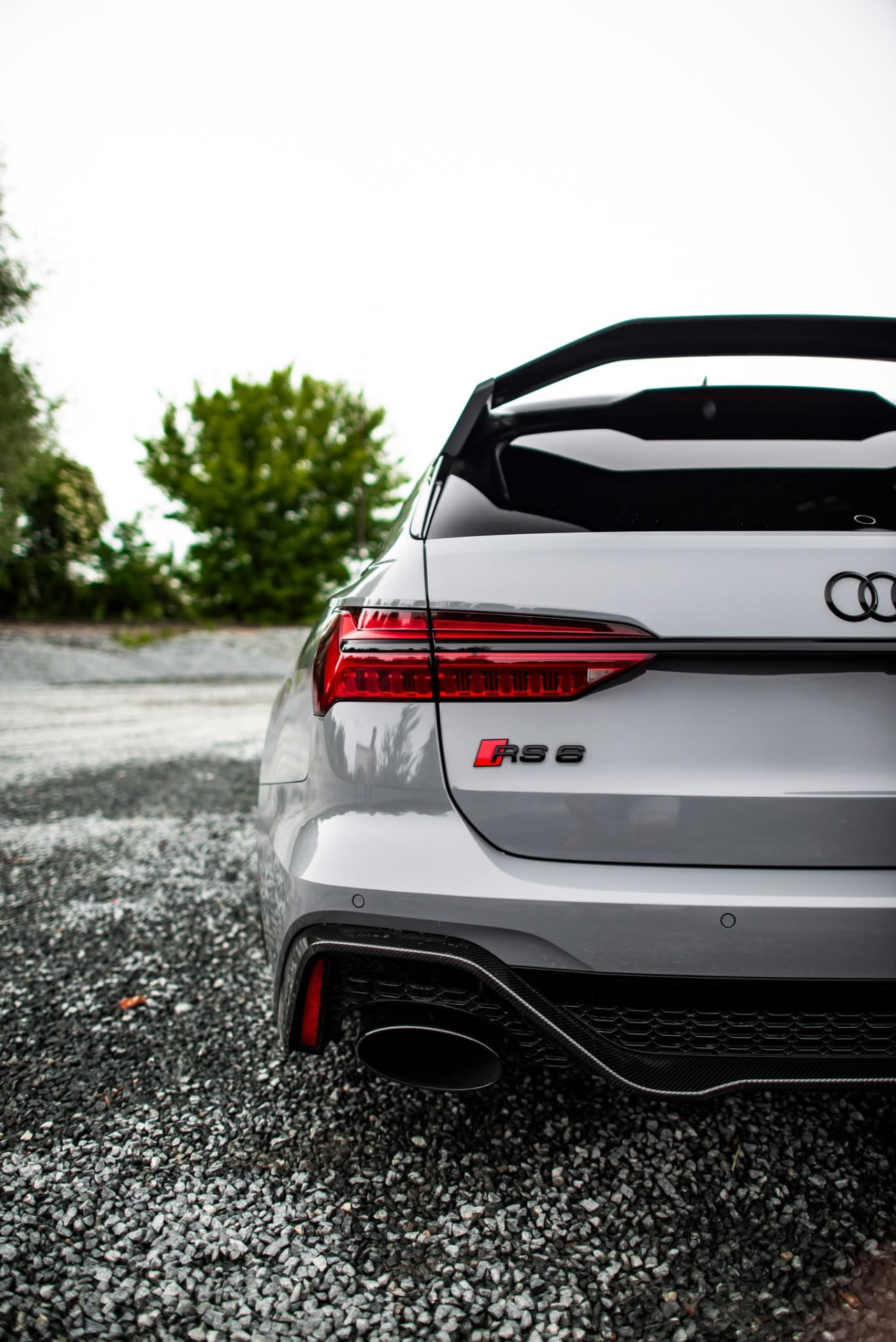 DraPtec carbon fibre rear diffuser detail on an Audi RS6 C8 Avant