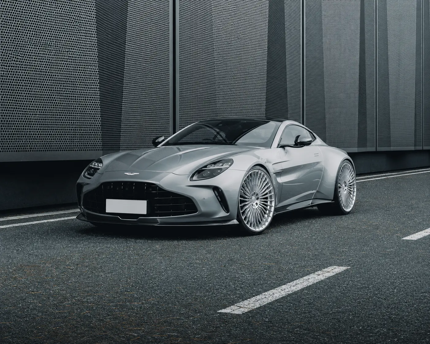 Premier Edition ES-202M forged wheels fitted to an Aston Martin